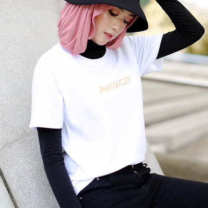 Darkness "THE GIRL" Tee | White