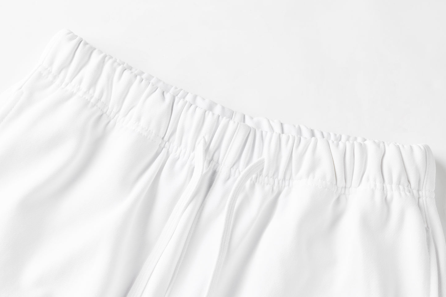 Essential Shorts | White