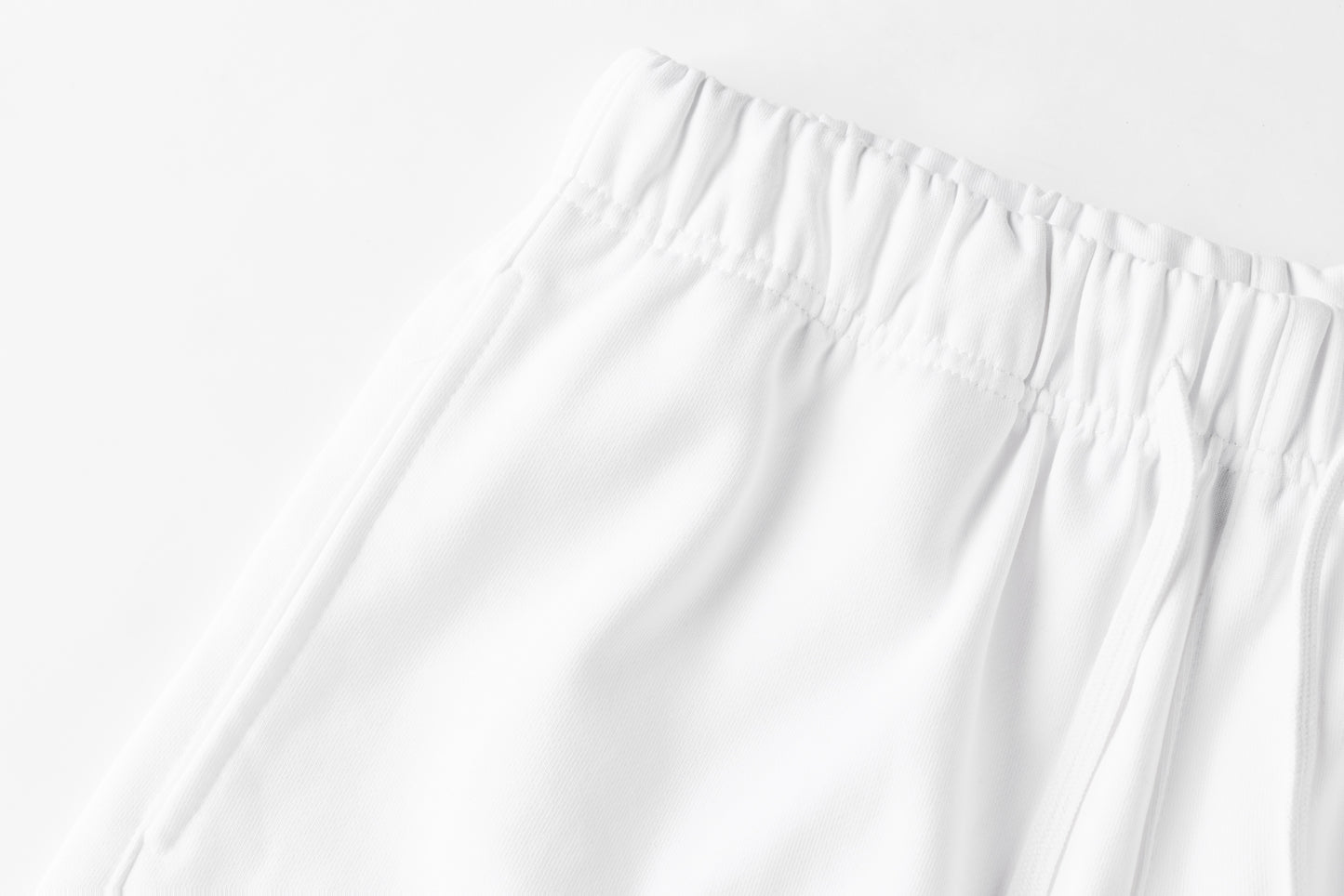 Essential Shorts | White