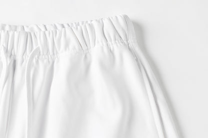 Essential Shorts | White
